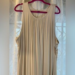 🗽NWT/Old Navy Maternity / XXL/ Maxi Ecru Dress/Double Front / Sleeveless